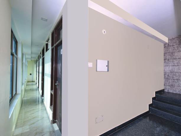 Imagen de los interiores del Hotel Oyo 10969 Us Residency. Foto 20
