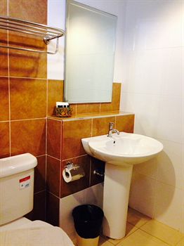 Imagen de la habitación del Hotel Oyo 1126 Curve Boutique Pattaya. Foto 4