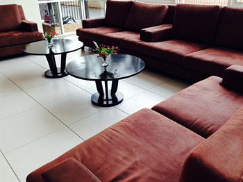 Imagen de los interiores del Hotel Oyo 1126 Curve Boutique Pattaya. Foto 12