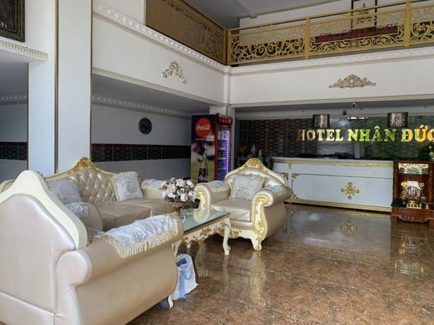 Imagen de los interiores del Hotel Oyo 1170 Nhan Duc. Foto 14