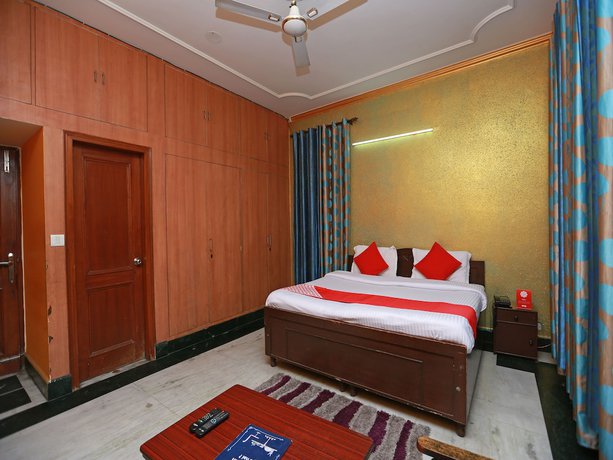 Imagen de la habitación del Hotel Oyo 11752 Sun Palace Residency. Foto 11