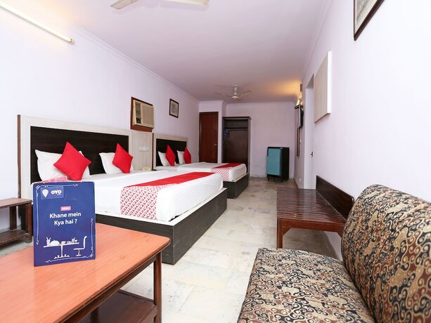 Imagen de la habitación del Hotel Oyo 11858 Shiv Murti Grand. Foto 7