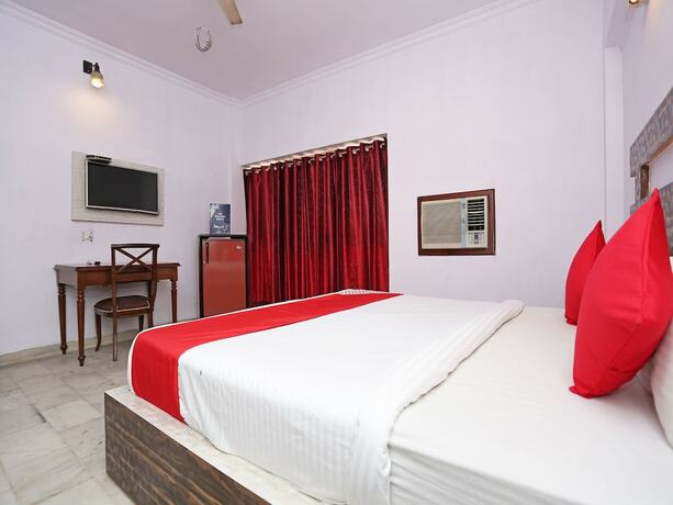 Imagen de la habitación del Hotel Oyo 11858 Shiv Murti Grand. Foto 12