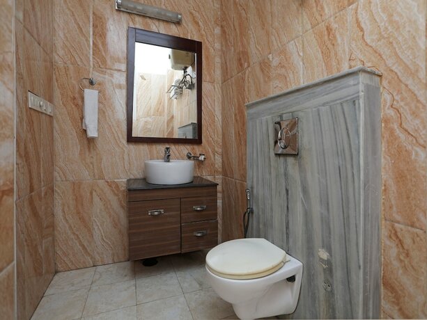 Imagen de la habitación del Hotel Oyo 11872 Heaven Inn. Foto 14