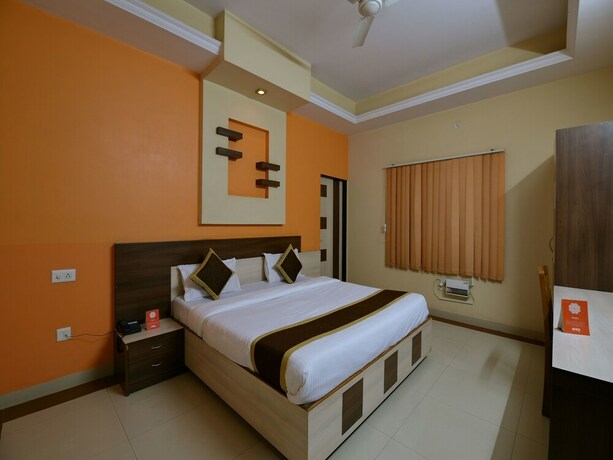 Imagen de la habitación del Hotel Oyo 11923 Rajdhani Palace. Foto 4