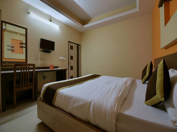 Imagen de la habitación del Hotel Oyo 11923 Rajdhani Palace. Foto 13