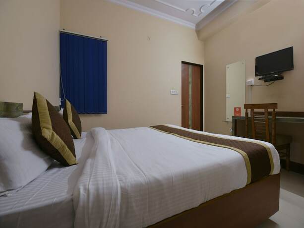 Imagen de la habitación del Hotel Oyo 11923 Rajdhani Palace. Foto 14