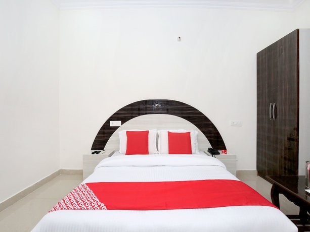 Imagen de la habitación del Hotel Oyo 12025 Kamal Palace. Foto 7