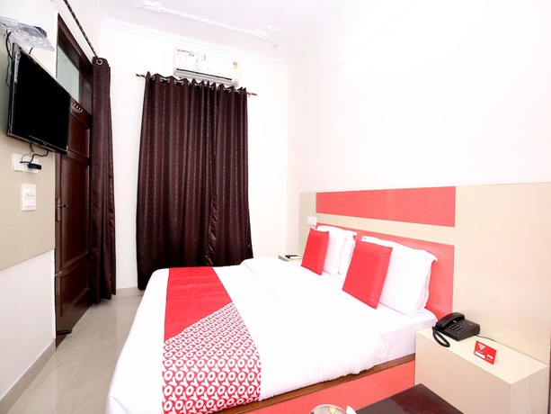 Imagen de la habitación del Hotel Oyo 12025 Kamal Palace. Foto 14