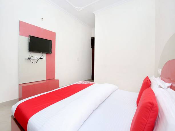 Imagen de la habitación del Hotel Oyo 12025 Kamal Palace. Foto 15