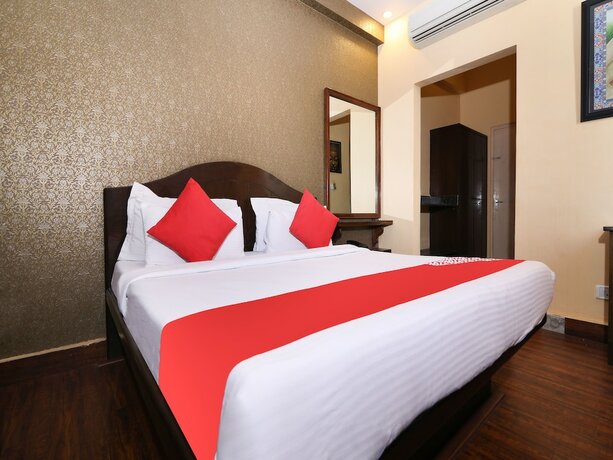 Imagen de la habitación del Hotel Oyo 12086 Panchsheel. Foto 10