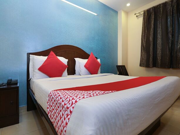 Imagen de la habitación del Hotel Oyo 12086 Panchsheel. Foto 14