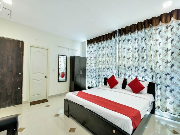 Imagen de la habitación del Hotel Oyo 12120 Srico. Foto 3