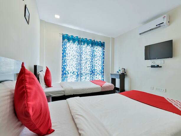 Imagen de la habitación del Hotel Oyo 12120 Srico. Foto 10