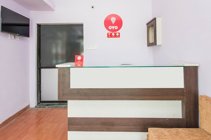 Imagen general del Hotel Oyo 12161 Madhur Inn. Foto 4