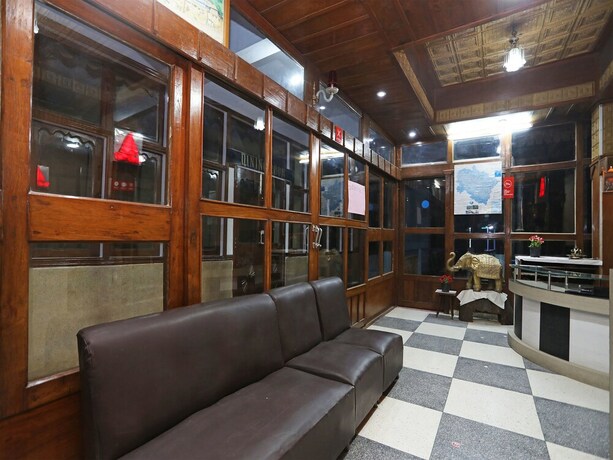 Imagen de los interiores del Hotel Oyo 12222 Silverton. Foto 31