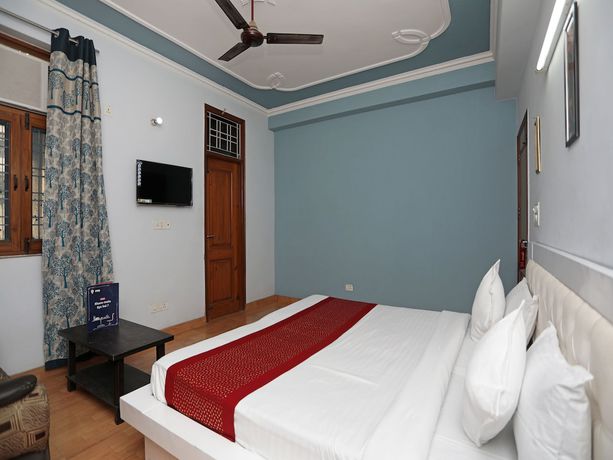 Imagen de la habitación del Hotel Oyo 12502 City. Foto 14