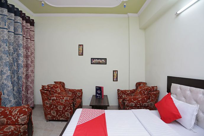 Imagen de la habitación del Hotel Oyo 12502 City. Foto 17