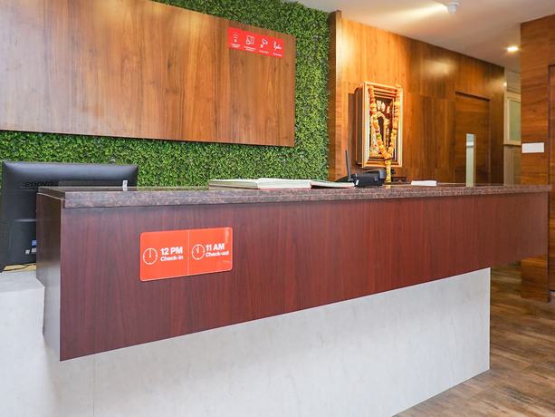 Imagen de los interiores del Hotel Oyo 12538 Twin Tower 2. Foto 17