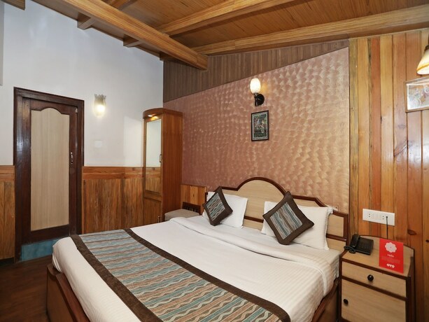 Imagen de la habitación del Hotel Oyo 12721 Vansh Regency. Foto 20