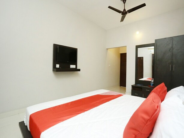 Imagen de la habitación del Hotel Oyo 12978 Igloo Residency. Foto 13