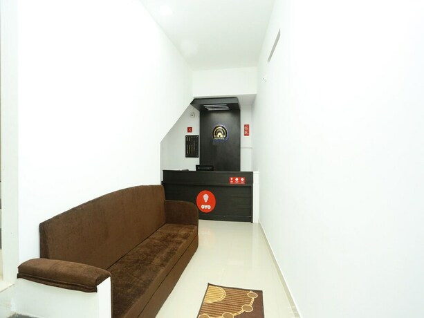 Imagen de los interiores del Hotel Oyo 12978 Igloo Residency. Foto 20