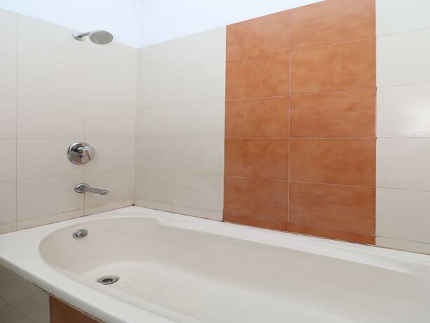 Imagen general del Hotel Oyo 13161 King's Palace. Foto 8