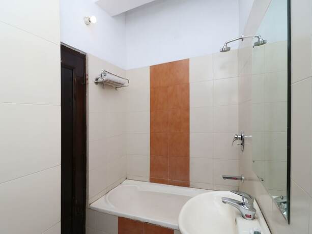 Imagen general del Hotel Oyo 13161 King's Palace. Foto 9