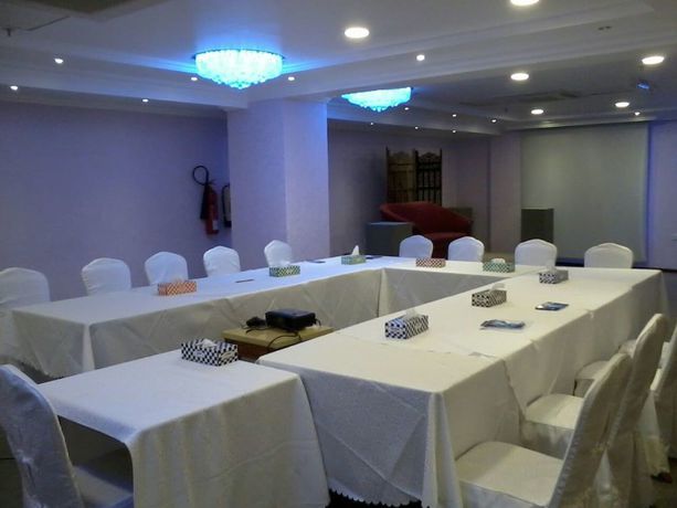 Imagen de los interiores del Hotel Oyo 132 Al Reef. Foto 11