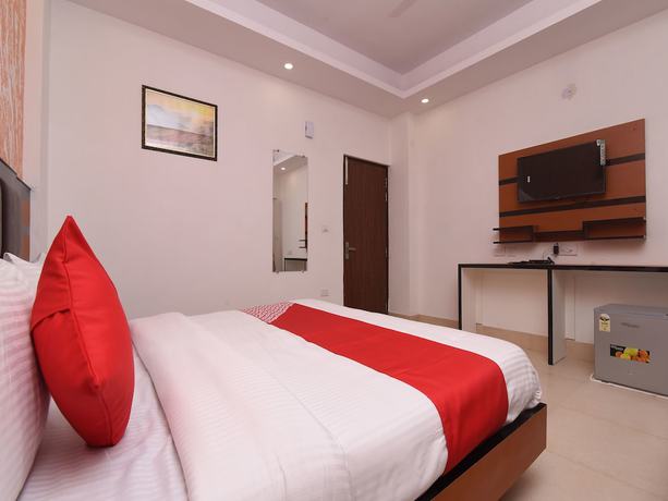Imagen de la habitación del Hotel Oyo 13310 Noida Suites. Foto 10