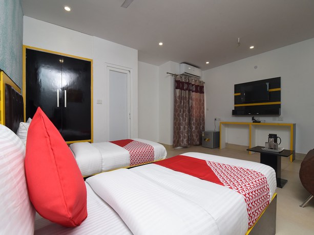 Imagen de la habitación del Hotel Oyo 13310 Noida Suites. Foto 11