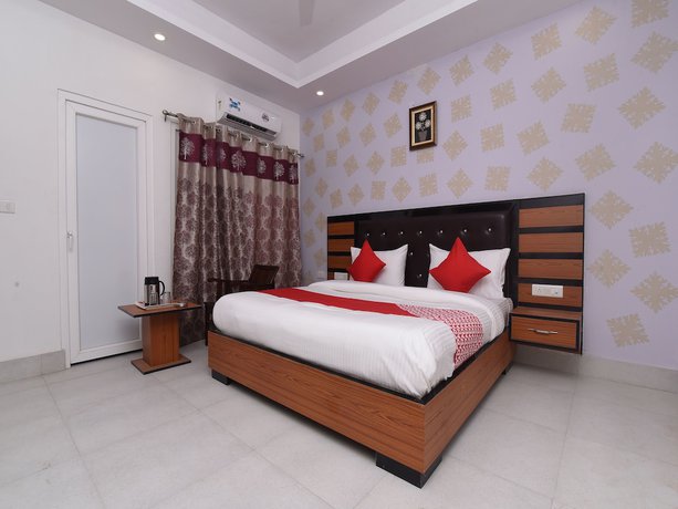 Imagen de la habitación del Hotel Oyo 13310 Noida Suites. Foto 14