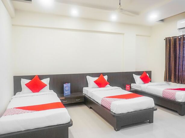 Imagen de la habitación del Hotel Oyo 13583 Paradise Inn. Foto 17