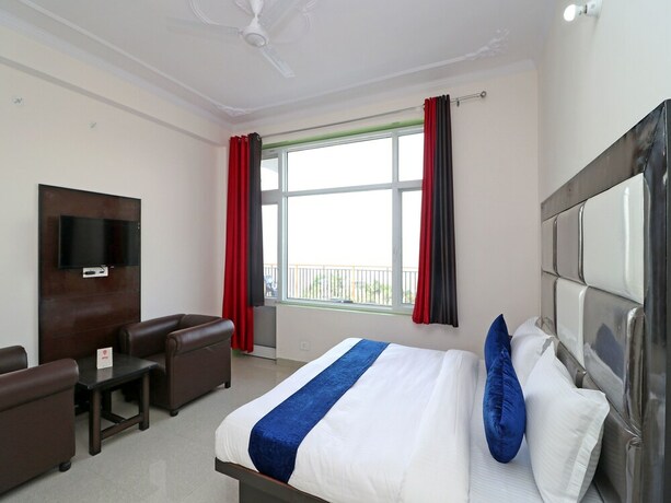 Imagen de la habitación del Hotel Oyo 13655 Benog Breeze. Foto 15