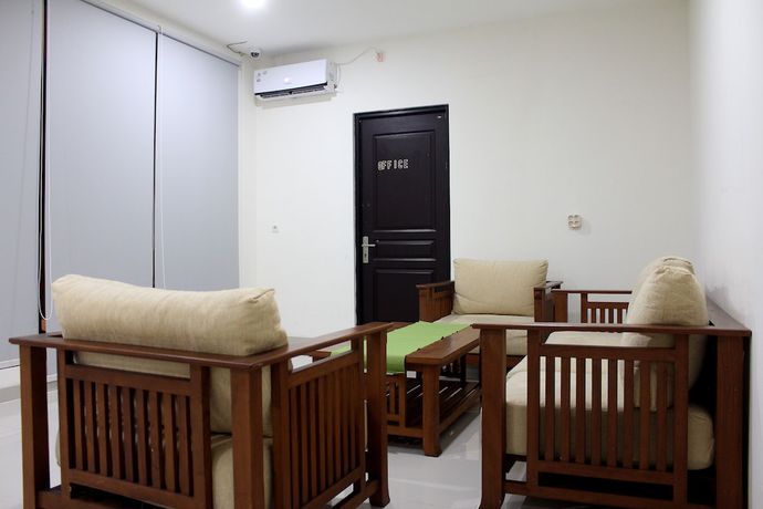 Imagen de los interiores del Hotel Oyo 137 Permata Tawakal. Foto 20