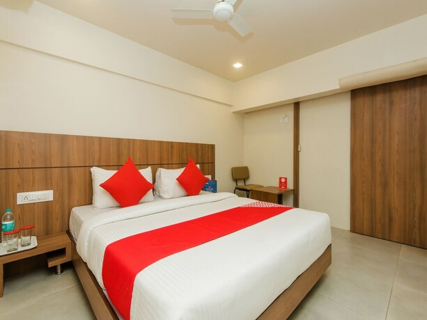 Imagen de la habitación del Hotel Oyo 13857 Imperial. Foto 8