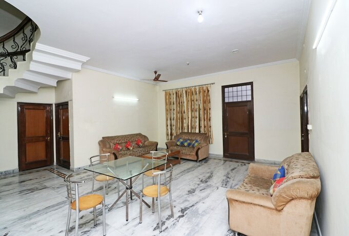 Imagen general del Hotel Oyo 14105 Sai Vihar. Foto 16