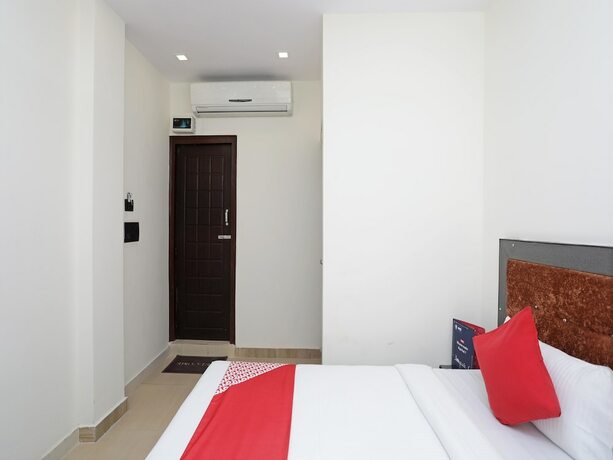 Imagen de la habitación del Hotel Oyo 14468 Divine Ganges. Foto 6