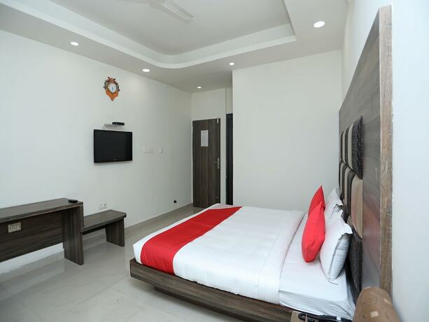 Imagen de la habitación del Hotel Oyo 14593 Shree Vatika Smart Rooms. Foto 23