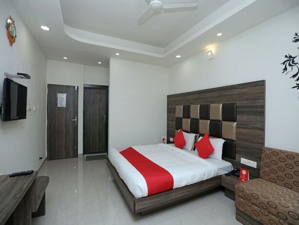 Imagen de la habitación del Hotel Oyo 14593 Shree Vatika Smart Rooms. Foto 27
