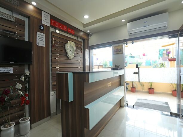 Imagen de los interiores del Hotel Oyo 14593 Shree Vatika Smart Rooms. Foto 33