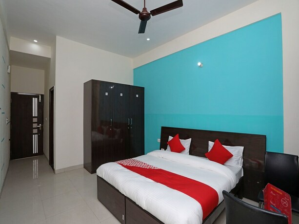 Imagen de la habitación del Hotel Oyo 14634 Star Guest House. Foto 25