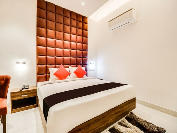 Imagen de la habitación del Hotel Oyo 15067 Ashoka. Foto 13