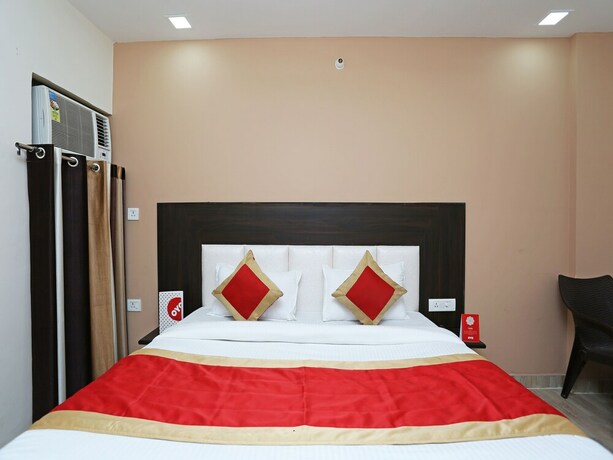 Imagen de la habitación del Hotel Oyo 15098 Crystal. Foto 9