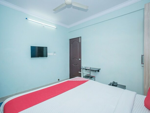 Imagen de la habitación del Hotel Oyo 15269 Surya Inn. Foto 4