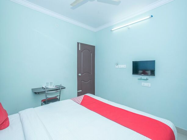 Imagen de la habitación del Hotel Oyo 15269 Surya Inn. Foto 15