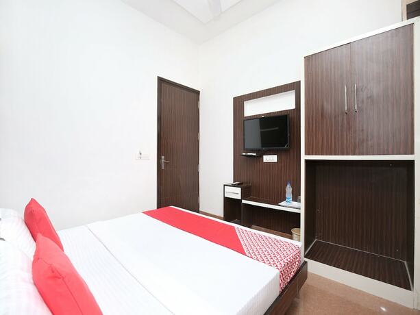 Imagen general del Hotel Oyo 15863 Royal Vij. Foto 15