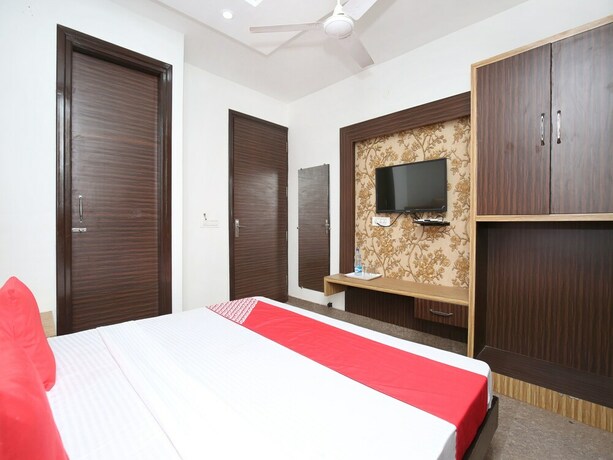 Imagen de la habitación del Hotel Oyo 15863 Royal Vij. Foto 16