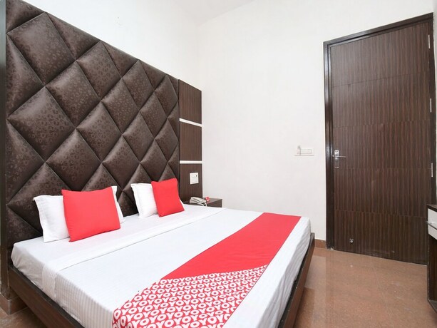 Imagen de la habitación del Hotel Oyo 15863 Royal Vij. Foto 20