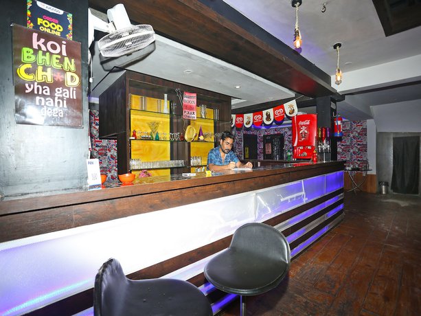 Imagen del bar/restaurante del Hotel Oyo 15994 Bullet Inn and Lounge. Foto 1